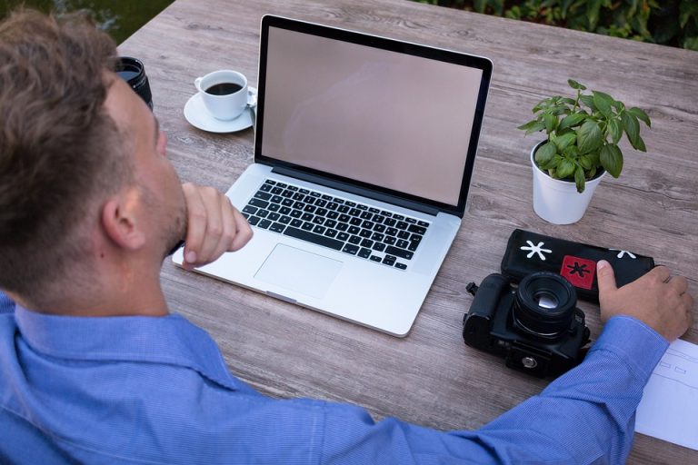 Melhores Práticas de SEO para Aplicativos Mobile: Aumentando o Alcance e a Descoberta